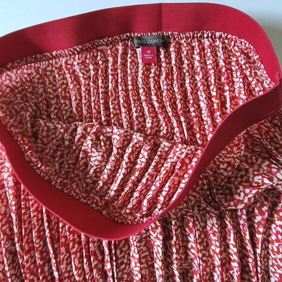 Vince Camuto Pleated Skirt ❤️ - Picture 4 of 5